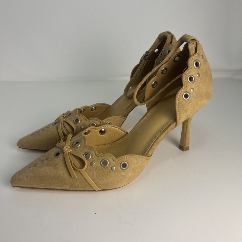 Coutgo Nude Suede Eyelet Bow Stiletto Heels Pointed Toe‎ Ankle Strap Size 8 NWB